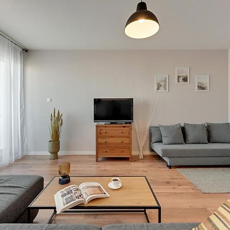 Awiator Seaside By Downtown Apartments กดัญสก์ ภายนอก รูปภาพ